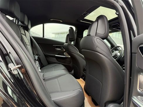 New 2025 Mercedes-Benz C 300 4MATIC Sedan image 6