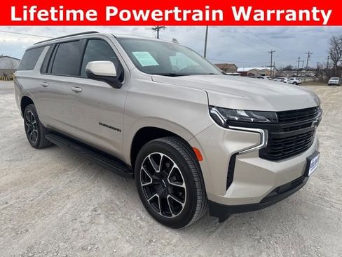 Used 2024 Chevrolet Suburban RST w/ Luxury Package image 8