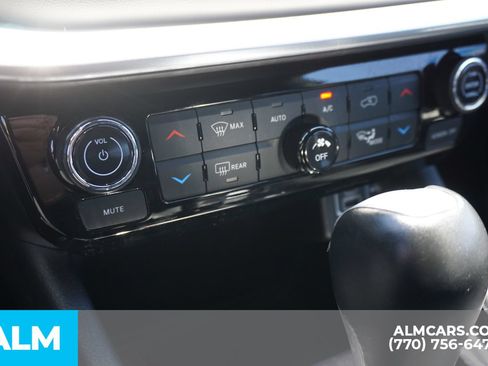 Used 2025 Jeep Compass Limited AWD/4WD image 47