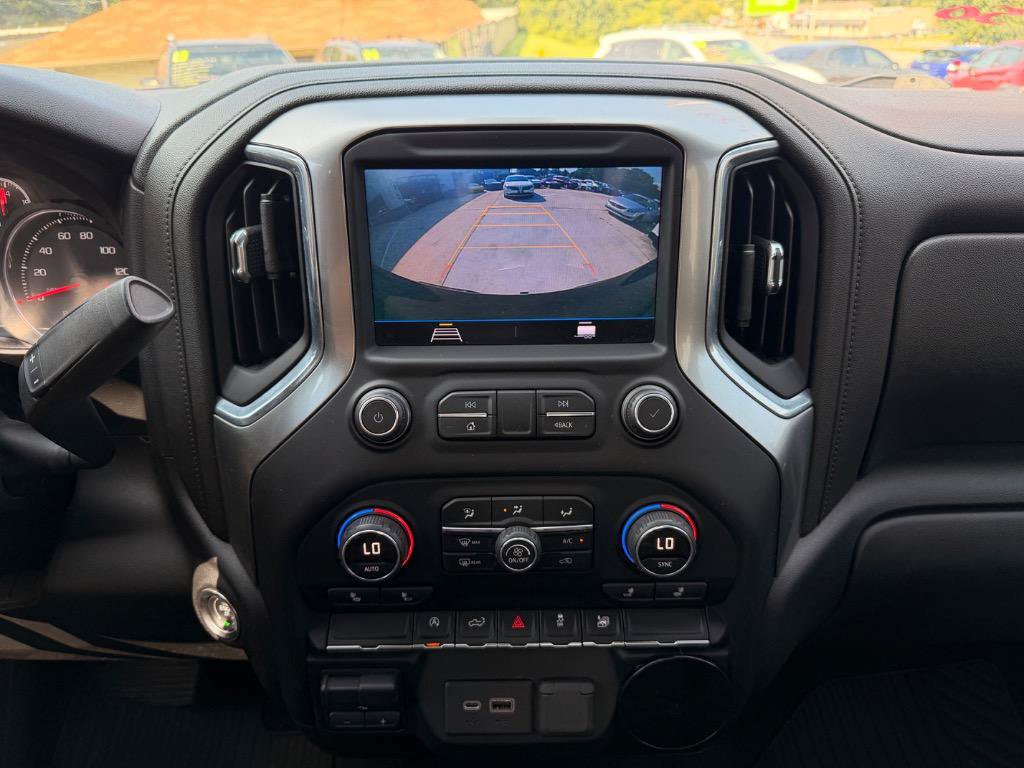 Used 2019 Chevrolet Silverado 1500 LT w/ All-Star Edition AWD/4WD image 7