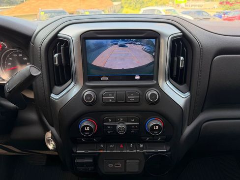 Used 2019 Chevrolet Silverado 1500 LT w/ All-Star Edition AWD/4WD image 7