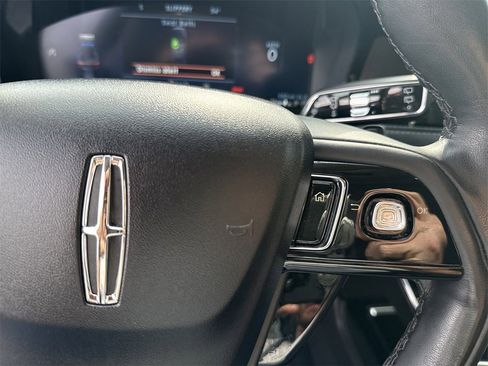 Used 2023 Lincoln Corsair Reserve w/ Equipment Group 201A image 27