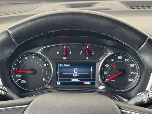 Used 2024 Chevrolet Equinox LT FWD image 29