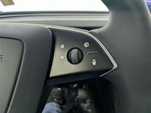 Used 2025 Tesla Model 3 RWD image 18
