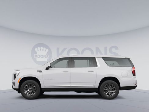 New 2026 GMC Yukon XL Denali AWD/4WD image 2