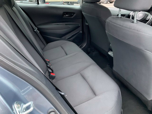 Used 2025 Toyota Corolla LE FWD image 17