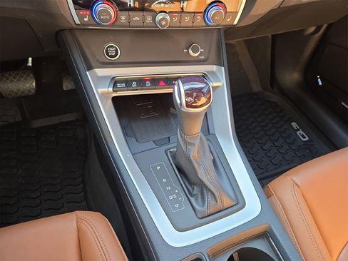 Certified 2024 Audi Q3 2.0T Premium Plus image 22