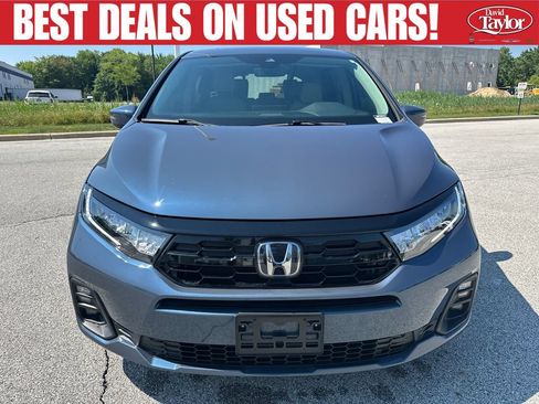 Used 2025 Honda Odyssey Touring image 9