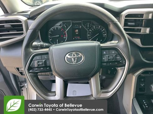 Used 2022 Toyota Tundra SR5 w/ SR5 Convenience Package AWD/4WD image 22