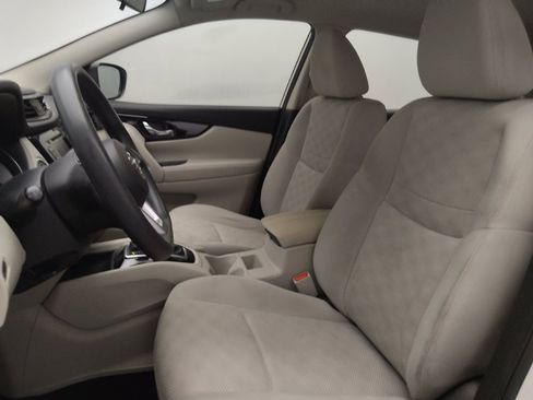 Used 2019 Nissan Rogue Sport SV FWD image 17