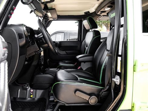 Used 2016 Jeep Wrangler Unlimited Sport image 3