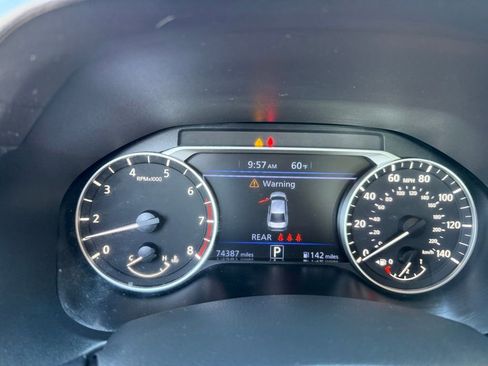 Used 2024 Nissan Altima 2.5 SV FWD image 40
