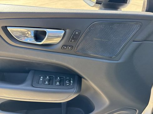 Certified 2023 Volvo XC60 B5 Plus w/ Climate Package image 14