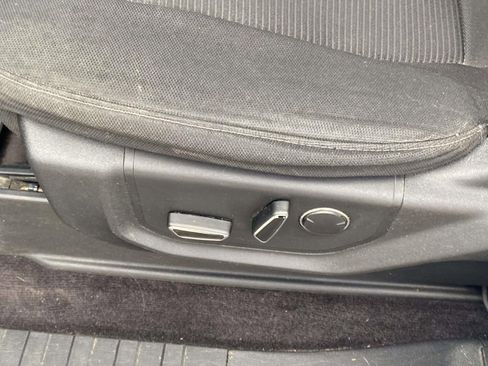 Used 2017 Ford F150 XLT w/ Equipment Group 302A Luxury image 16