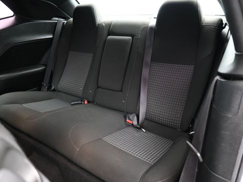 Used 2020 Dodge Challenger GT RWD image 12