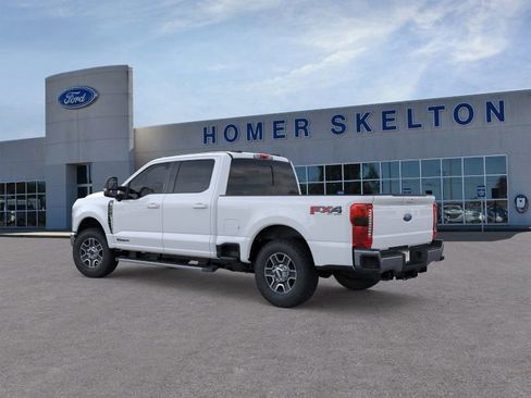 New 2026 Ford F250 Lariat w/ FX4 Off-Road Package image 4