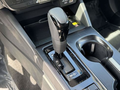 Certified 2026 Subaru Outback Limited AWD/4WD image 19