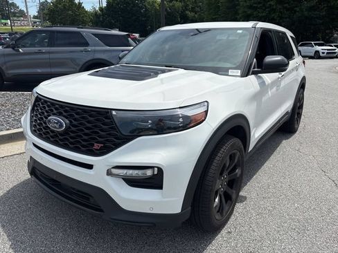 Certified 2022 Ford Explorer ST w/ Equipment Group 401A AWD/4WD image 4