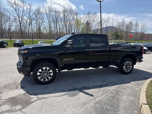 New 2026 Chevrolet Silverado 2500 Custom w/ Custom Value Package AWD/4WD image 32