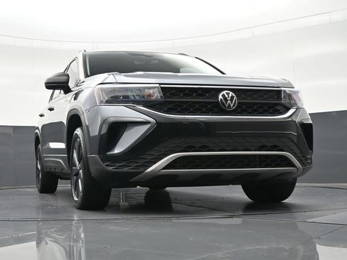Used 2024 Volkswagen Taos S FWD image 29