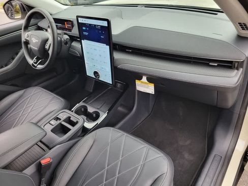 Certified 2025 Ford Mustang Mach-E Select w/ Comfort Package Lite AWD/4WD image 16