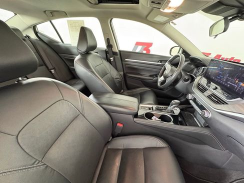 Used 2023 Nissan Altima 2.5 SL image 28