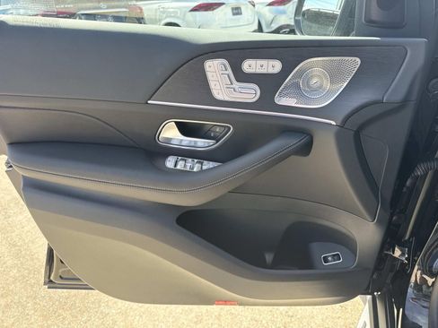 Used 2026 Mercedes-Benz GLS 450 4MATIC image 20