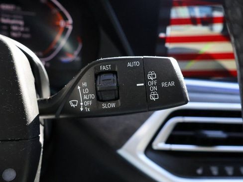 Used 2021 BMW X7 xDrive40i w/ Premium Package image 44