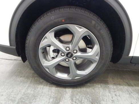 New 2025 Ford Escape ST-Line w/ Tech Pack #1 image 10