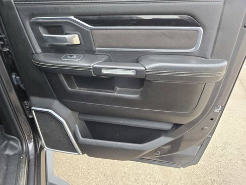 Used 2019 RAM 2500 Laramie image 10