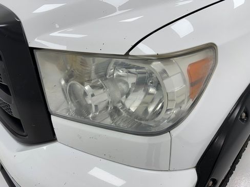 Used 2012 Toyota Tundra 4x4 CrewMax image 6