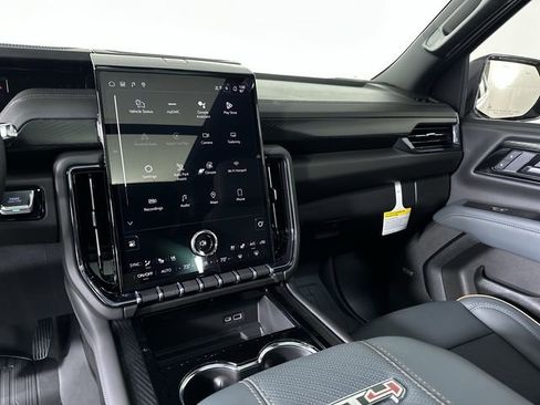 New 2026 GMC Yukon AT4 AWD/4WD image 36