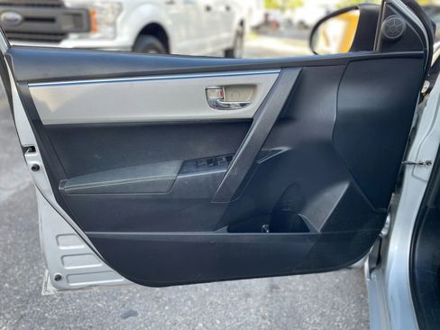 Used 2014 Toyota Corolla S Premium image 26