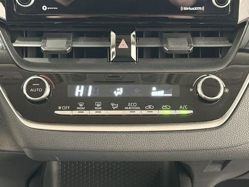 Used 2022 Toyota Corolla LE image 13