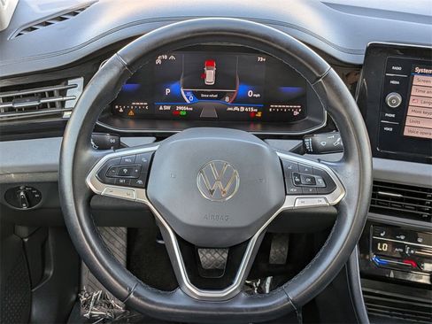 Used 2025 Volkswagen Jetta SE image 23