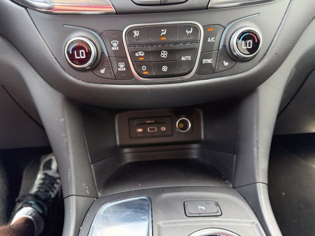 Certified 2024 Chevrolet Equinox LT FWD image 27