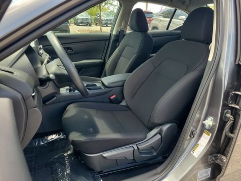 Certified 2025 Nissan Sentra S FWD image 14