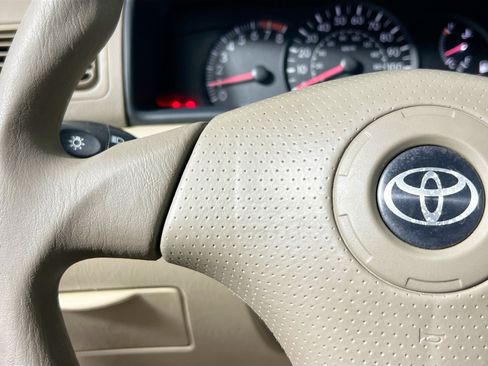 Used 2006 Toyota Corolla CE FWD image 18