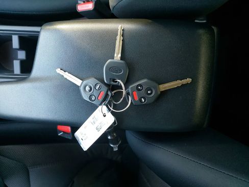 Certified 2023 Subaru Crosstrek 2.0i image 36