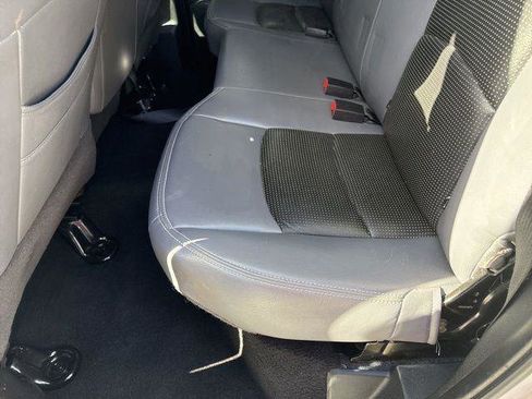 Used 2014 RAM 1500 Express image 30