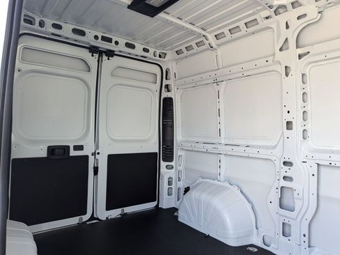 New 2025 RAM ProMaster 1500 w/ Convenience Group image 8