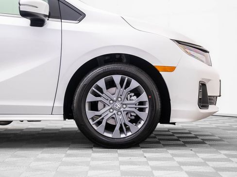 New 2026 Honda Odyssey Touring image 36