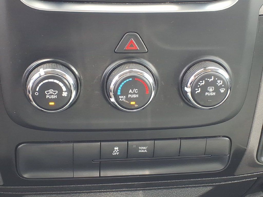 Used 2019 RAM 1500 Express w/ Express Value Package AWD/4WD image 8