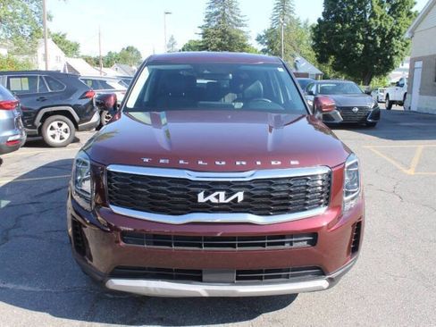 Used 2022 Kia Telluride LX image 4