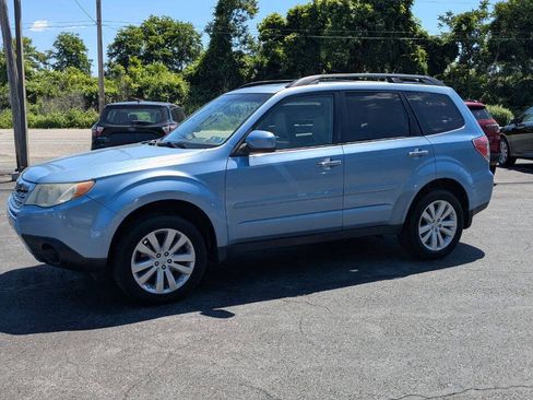 Used 2012 Subaru Forester 2.5X Premium AWD/4WD image 3