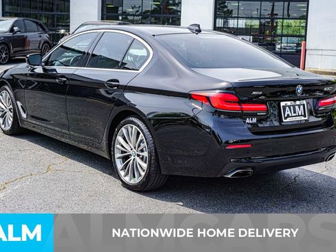 Used 2022 BMW 530i xDrive w/ Convenience Package image 5