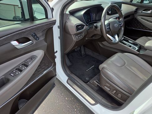 Used 2020 Hyundai Santa Fe Limited image 11