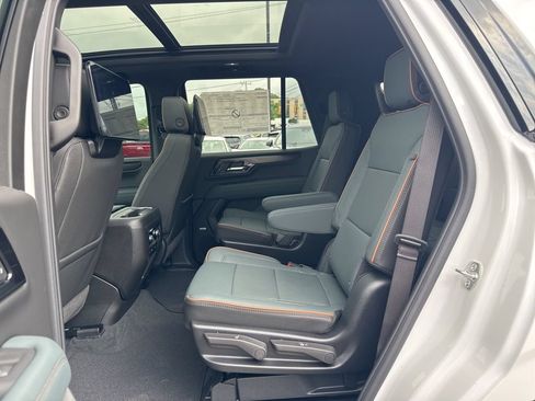 New 2026 GMC Yukon AT4 w/ AT4 Premium Plus Package AWD/4WD image 30