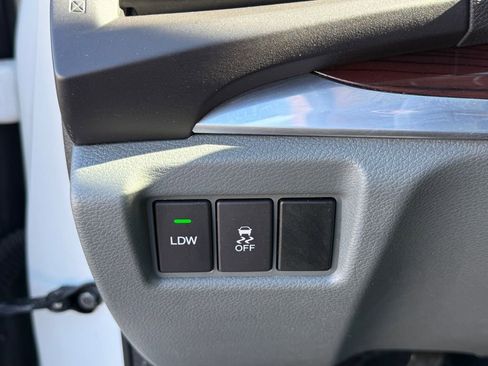 Used 2015 Acura MDX SH-AWD w/ Technology Package image 26