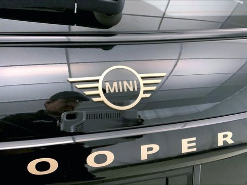 Used 2025 MINI Cooper S image 7